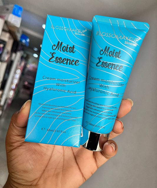 BASE MOIST ESSENCE BLOSSOM MAKEUP